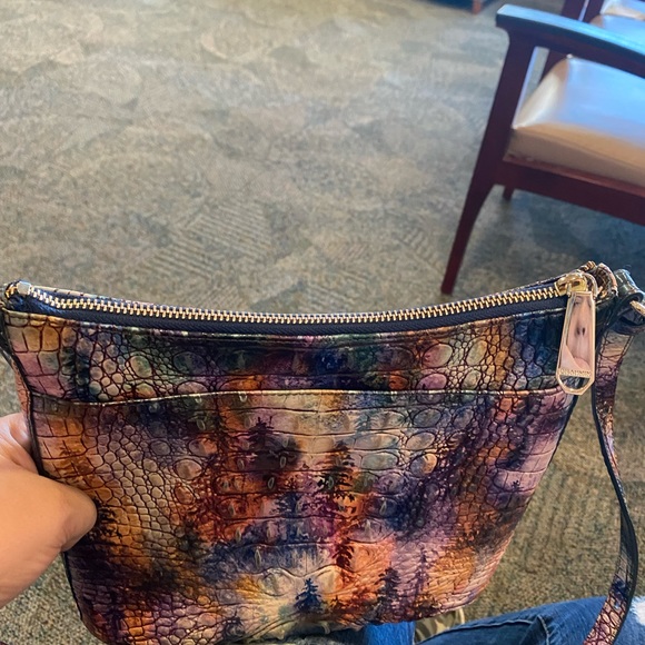 COPY - Brahmin Cross Body w matching wallet - Picture 3 of 6